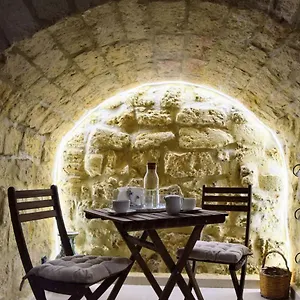 https://santa-lucia-apartment.barihotels.org